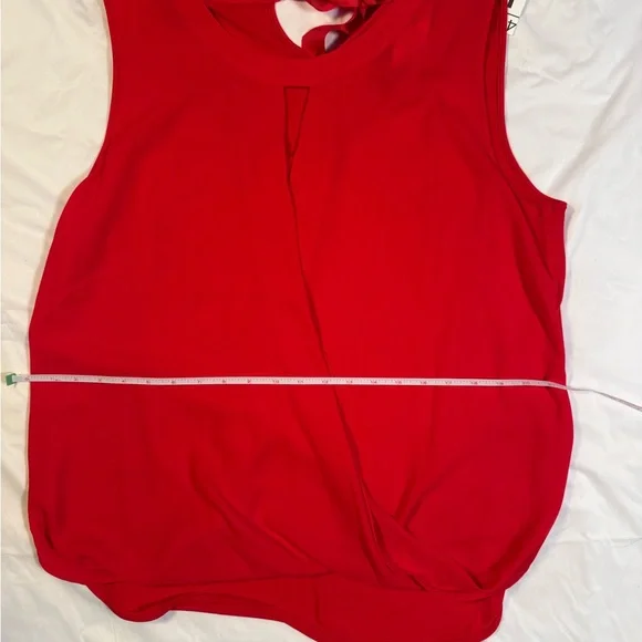 41 Hawthorn Scarlet Blouse - Picture 2 of 5